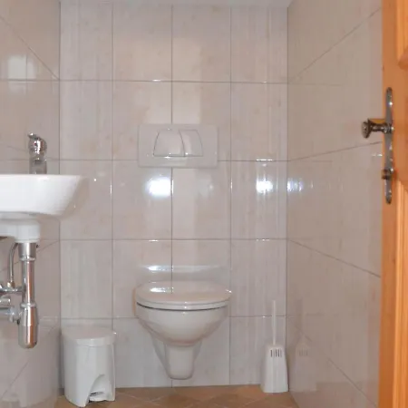 Holiday home Attractive Holiday In With Infrared Sauna